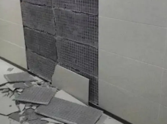 浔阳瓷砖空鼓维修公司分享下浔阳墙砖松动维修的知识